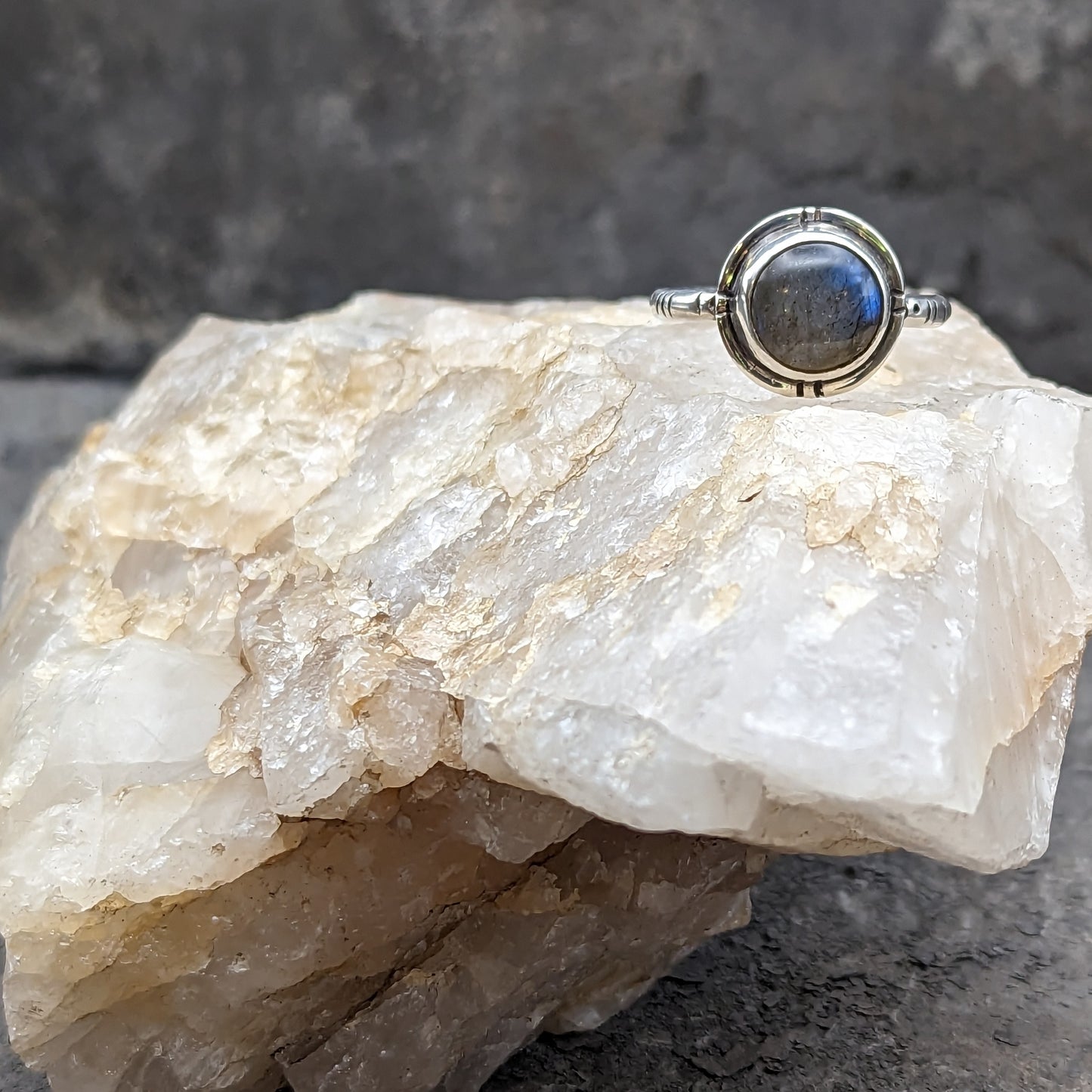 Handmade Labradorite Ring