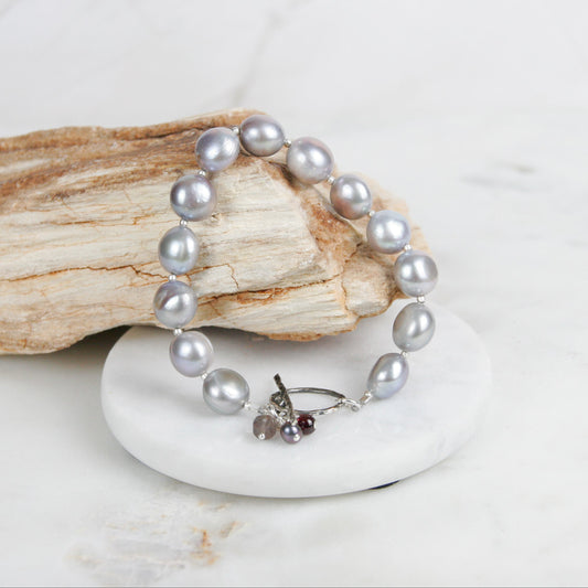 Silver Freshwater Pearl Bracelet