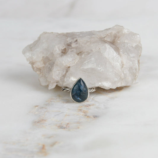 Kyanite Ring